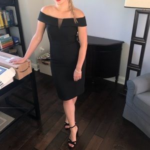 Vince Camuto off the shoulder mock plunge neck dress, size 6